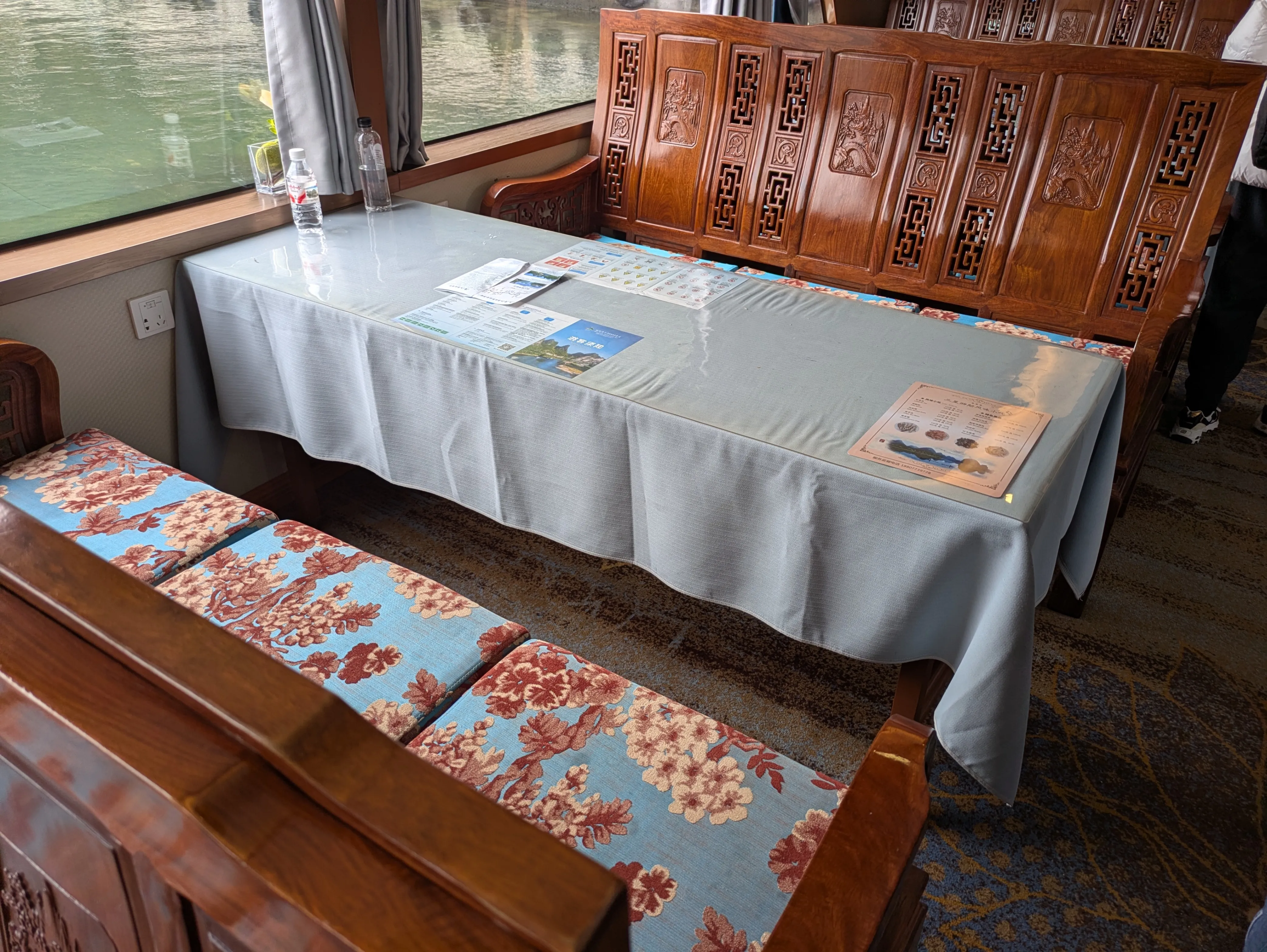 席はこんな感じ